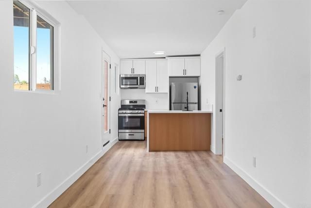 730 W Chase Avenue, El Cajon, CA 92020