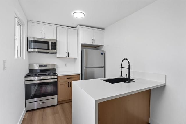 730 W Chase Avenue, El Cajon, CA 92020