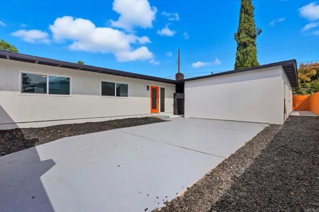 730 W Chase Avenue, El Cajon, CA 92020