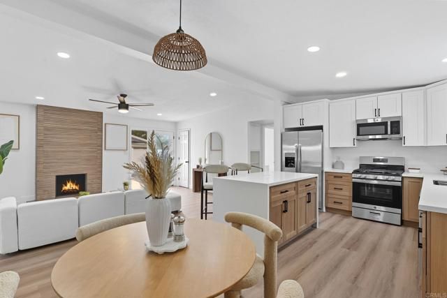 730 W Chase Avenue, El Cajon, CA 92020