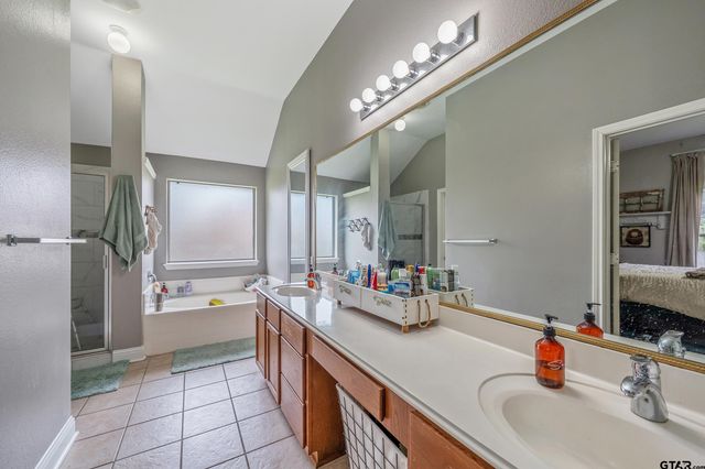 1902 Golden Bay, Whitehouse, TX 75791