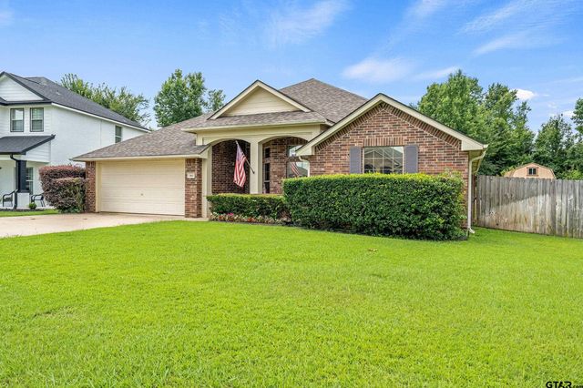 1902 Golden Bay, Whitehouse, TX 75791