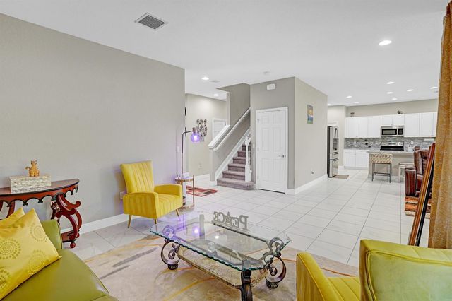 1212 NW Leonardo Circle, Port St. Lucie, FL 34986