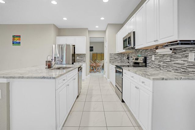 1212 NW Leonardo Circle, Port St. Lucie, FL 34986