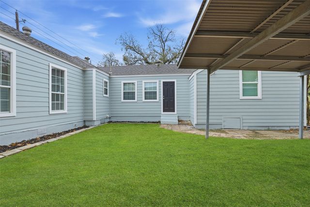 227 S Hampton Road, Dallas, TX 75208