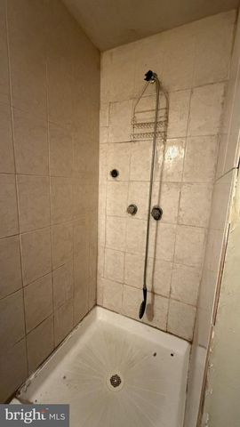 5651 N 16TH ST, Philadelphia, PA 19141