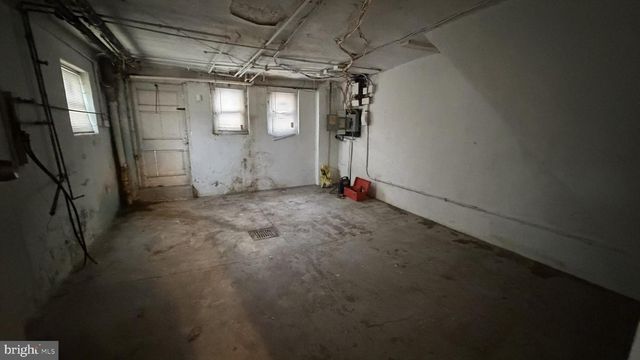 5651 N 16TH ST, Philadelphia, PA 19141