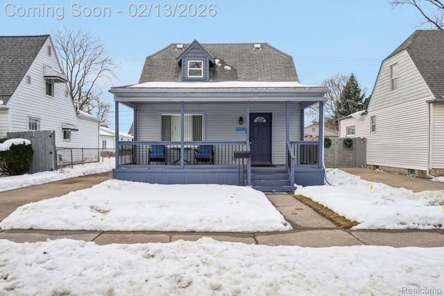 23139 Reynolds Avenue, Hazel Park, MI 48030