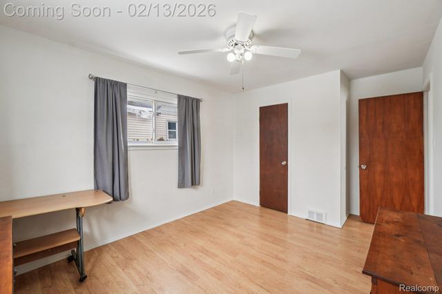 23139 Reynolds Avenue, Hazel Park, MI 48030