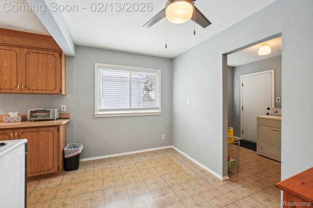 23139 Reynolds Avenue, Hazel Park, MI 48030