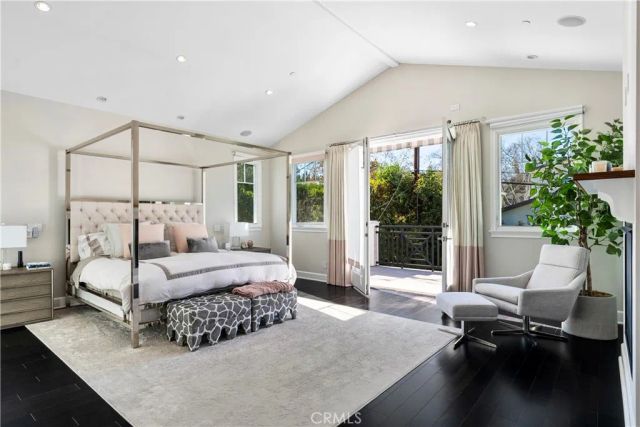 4151 Greenbush Avenue, Sherman Oaks, CA 91423