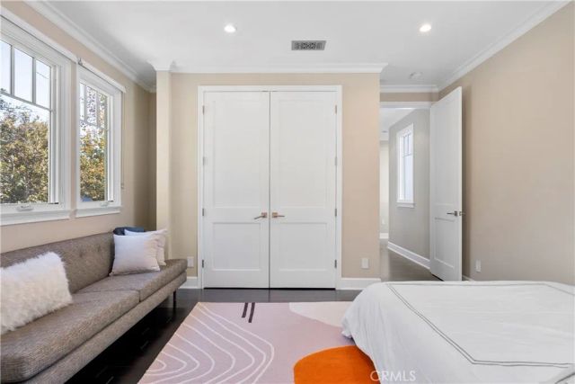 4151 Greenbush Avenue, Sherman Oaks, CA 91423