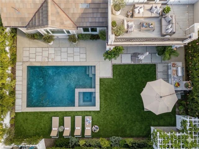 4151 Greenbush Avenue, Sherman Oaks, CA 91423