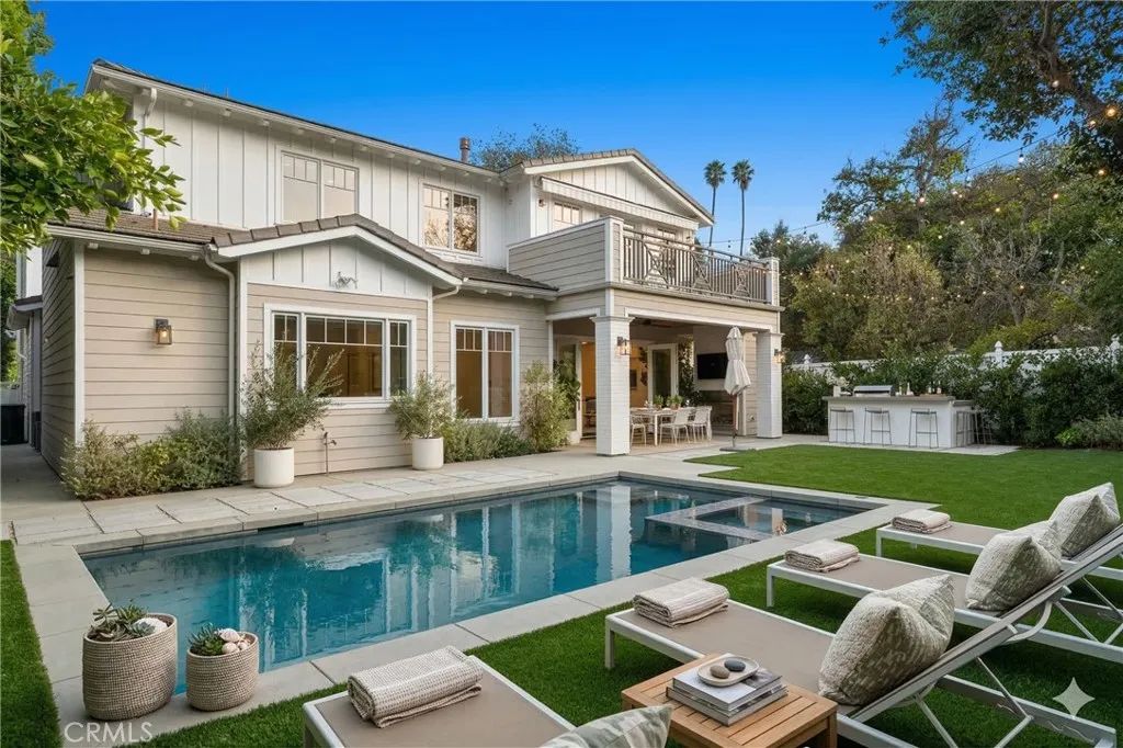 4151 Greenbush Avenue, Sherman Oaks, CA 91423