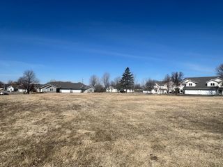 316 N Sunfish Lane, Winsted, MN 55395
