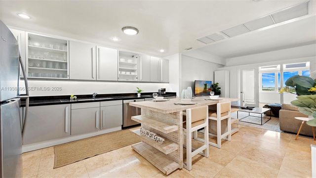 2301 Collins Ave 1632, Miami Beach, FL 33139