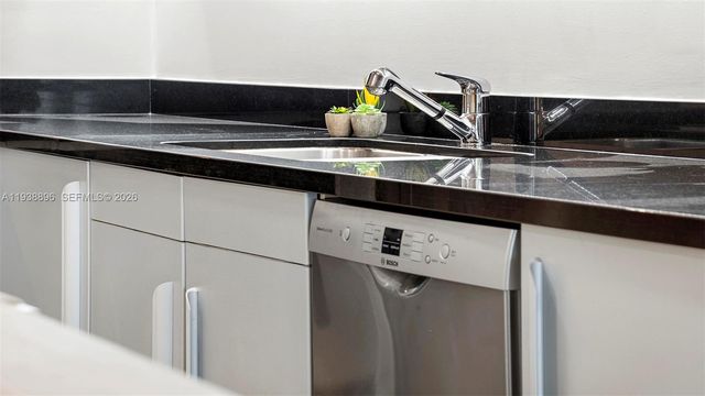 2301 Collins Ave 1632, Miami Beach, FL 33139