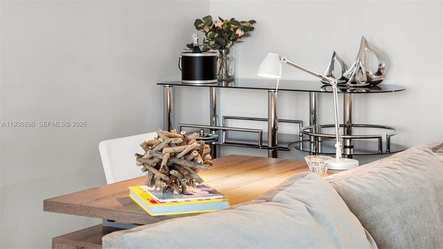 2301 Collins Ave 1632, Miami Beach, FL 33139