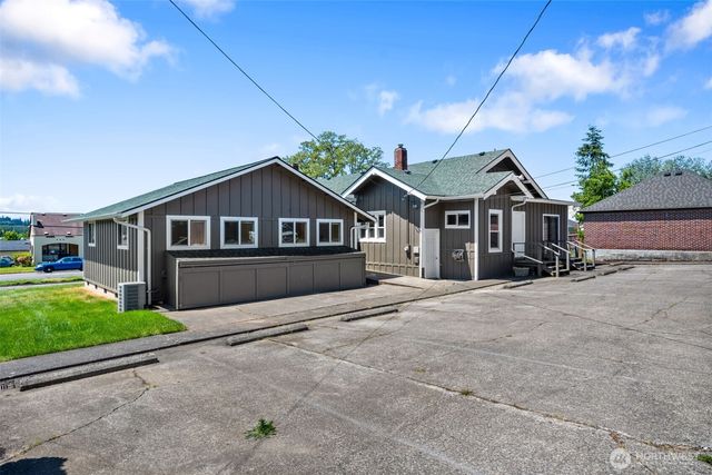 1068 S Market Boulevard, Chehalis, WA 98532