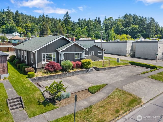 1068 S Market Boulevard, Chehalis, WA 98532
