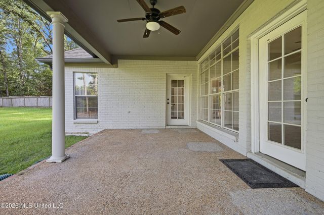 269 Woodland Brook Drive, Madison, MS 39110