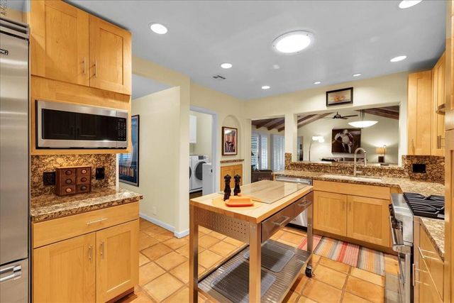 1508 E El Alameda, Palm Springs, CA 92262