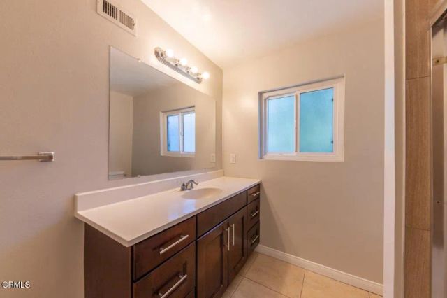 6741 Nagle Avenue, Los Angeles, CA 91401