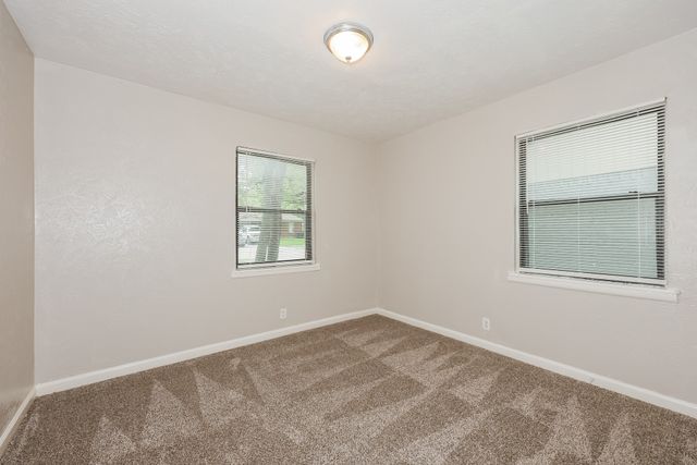 1504 Valley View Street, Mesquite, TX 75149