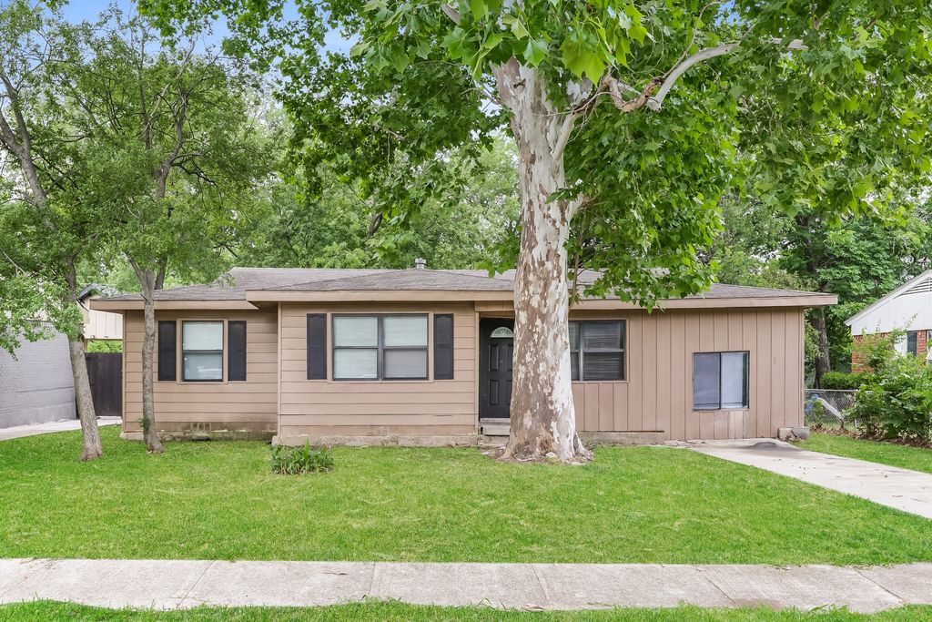 1504 Valley View Street, Mesquite, TX 75149