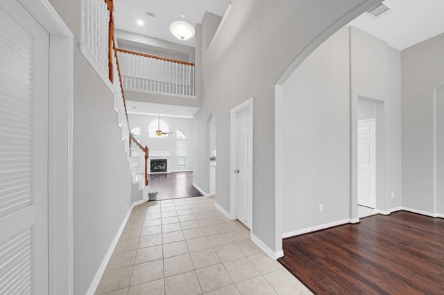 15110 Brookwood Bridge Lane, Sugar Land, TX 77498