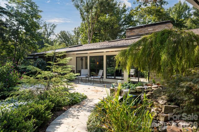 6 Deerfield Road, Asheville, NC 28803