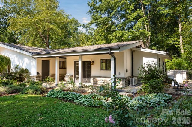 6 Deerfield Road, Asheville, NC 28803