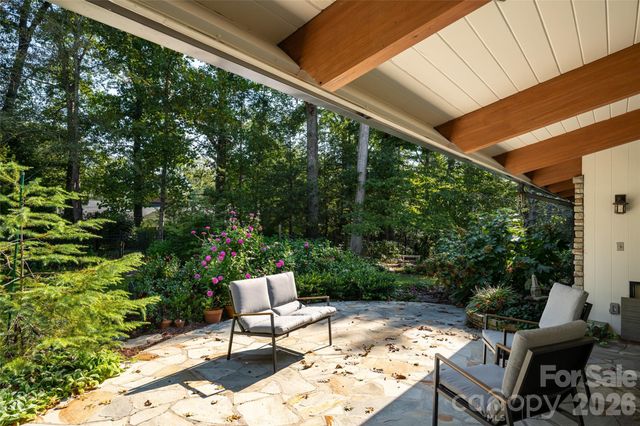 6 Deerfield Road, Asheville, NC 28803