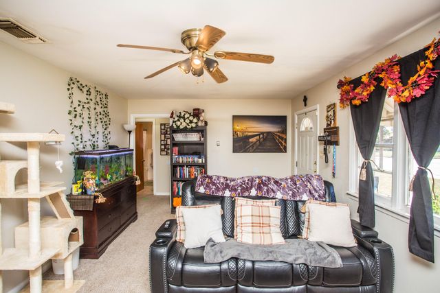 301 14th Street, Levelland, TX 79336