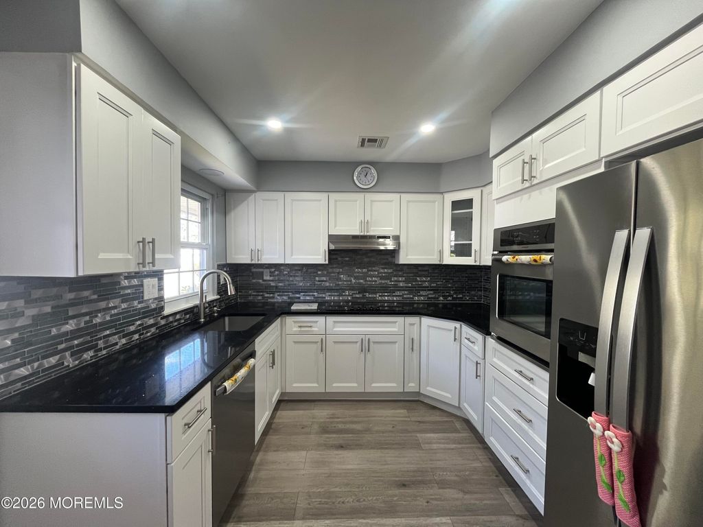 1023B Shetland Drive B, Lakewood, NJ 08701