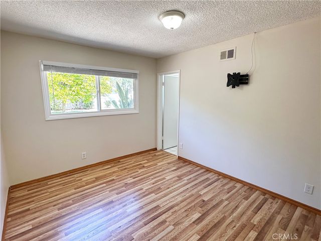 24113 Hartland, West Hills, CA 91307