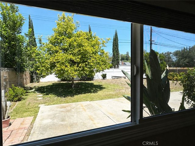 24113 Hartland, West Hills, CA 91307