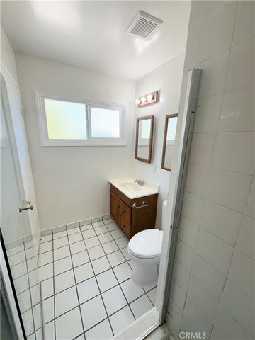 24113 Hartland, West Hills, CA 91307