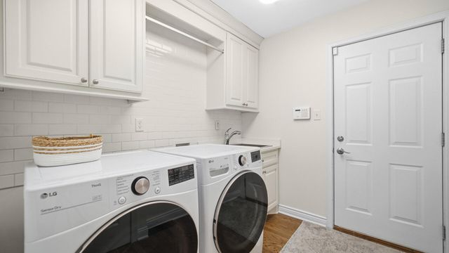 1149 Royal Dublin Lane, Dyer, IN 46311
