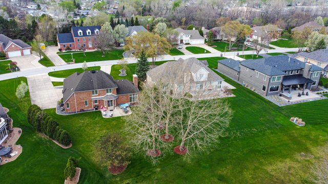 1149 Royal Dublin Lane, Dyer, IN 46311