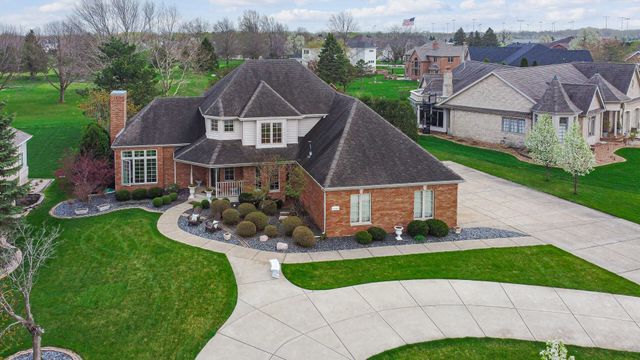 1149 Royal Dublin Lane, Dyer, IN 46311