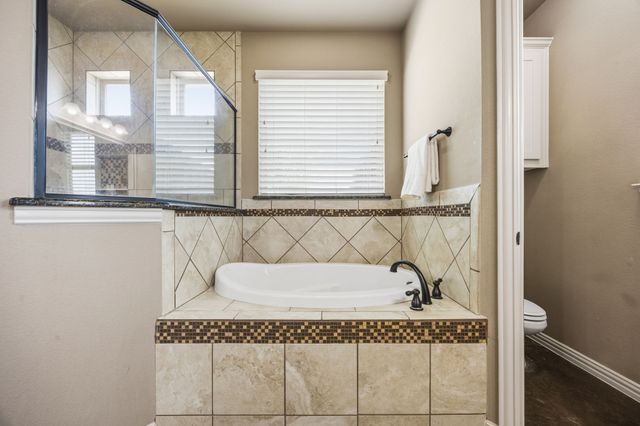 6621 Singleton Road, Midlothian, TX 76065