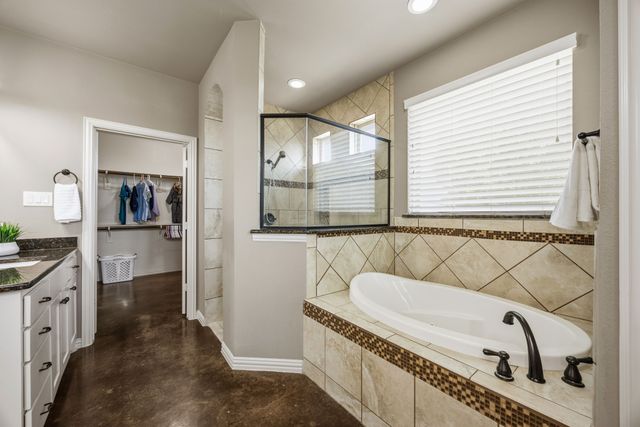 6621 Singleton Road, Midlothian, TX 76065