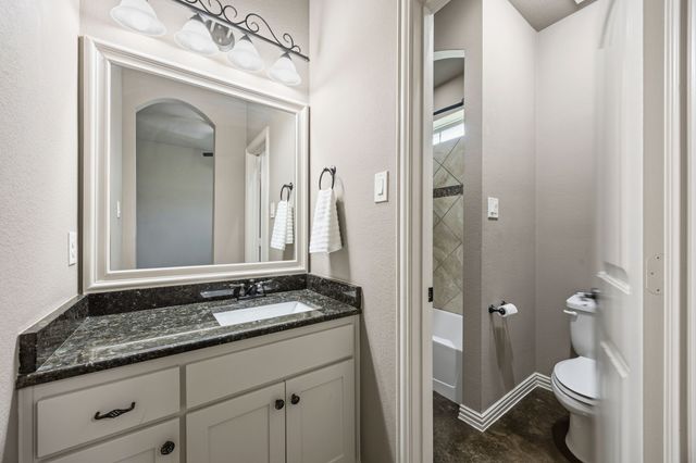 6621 Singleton Road, Midlothian, TX 76065