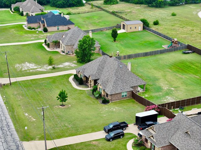 6621 Singleton Road, Midlothian, TX 76065