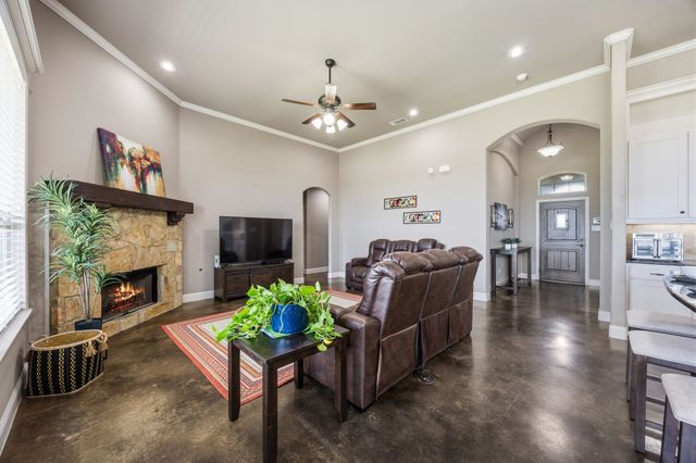 6621 Singleton Road, Midlothian, TX 76065