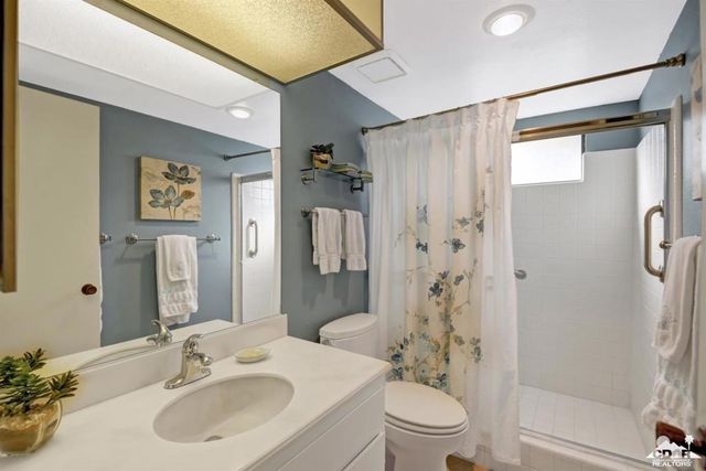 40461 Bay Hill Way, Palm Desert, CA 92211