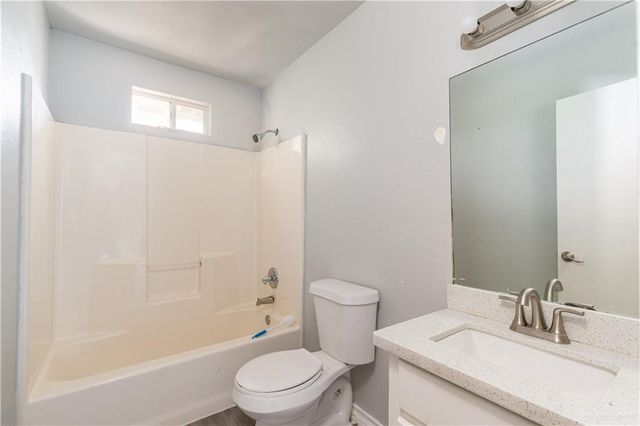 2110 De Leon Avenue, Donna, TX 78537