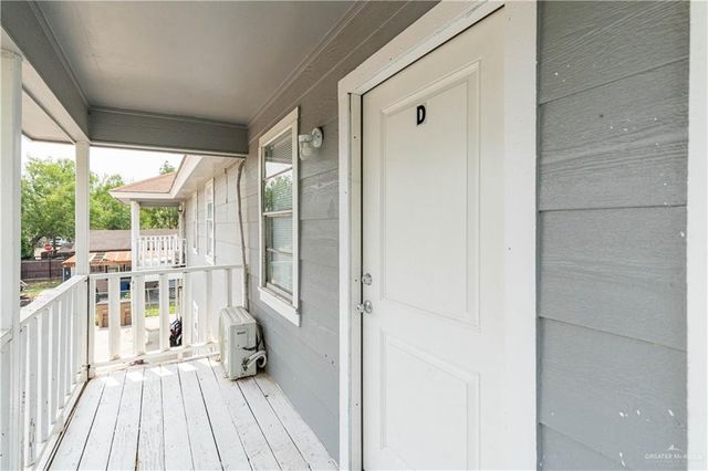 2110 De Leon Avenue, Donna, TX 78537
