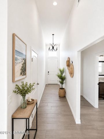111 Ruth Trail, Sunland Park, NM 88008